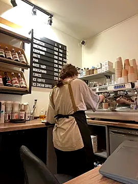 Snapshot of cinnabon_ chatting on 1, 12, 2025 cinnabon online show from 1, 12, 2025