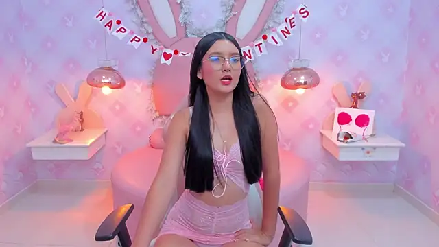 Snapshot of Saraa_Skinny chatting on 15, 2, 2025 Saraa Skinny online show from 15, 2, 2025