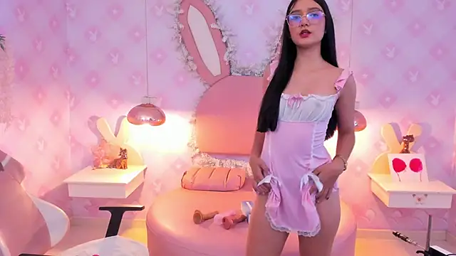 Snapshot of Saraa_Skinny chatting on 3, 3, 2025 Saraa Skinny online show from 3, 3, 2025