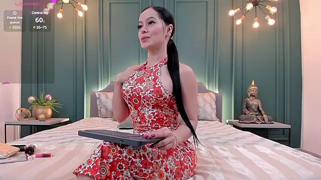 Snapshot of rubyhill_2711 chatting on 1, 1, 2025 rubyhill 2711 online show from 1, 1, 2025