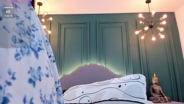 Snapshot of rubyhill_2711 chatting on 10, 1, 2025 rubyhill 2711 online show from 10, 1, 2025