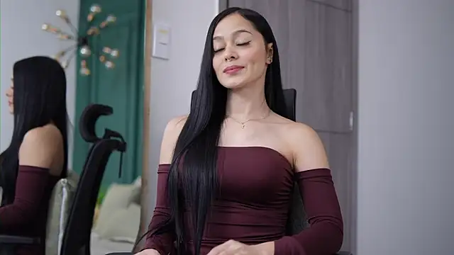 Snapshot of rubyhill_2711 chatting on 10, 9, 2025 rubyhill 2711 online show from 10, 9, 2025