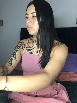 Snapshot of emily_22x chatting on 23, 2, 2025 emily 22x online show from 23, 2, 2025