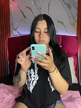 Snapshot of emily_22x chatting on 27, 9, 2025 emily 22x online show from 27, 9, 2025
