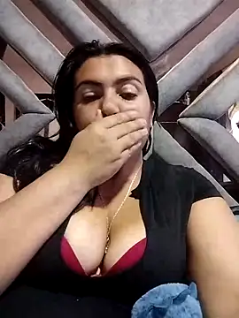 naughty-sharlot online show from 3, 3, 2025