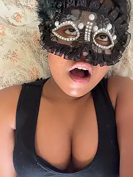 Bella Luna18 online show from 12, 2, 2026