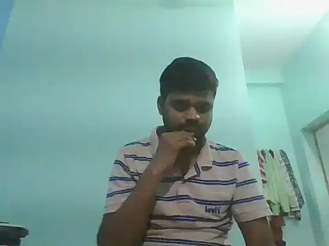 Snapshot of Ishan003 chatting on 8, 7, 2026 Ishan003 online show from 8, 7, 2026