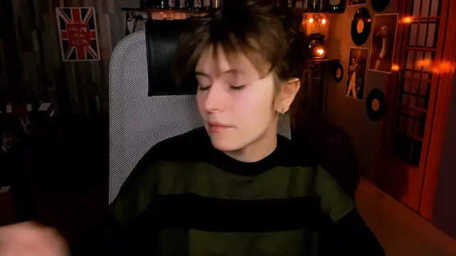 Snapshot of LolaAsmus chatting on 13, 2, 2026 LolaAsmus online show from 13, 2, 2026