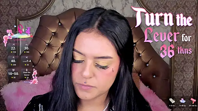 SoffiQueen online show from 4, 6, 2026
