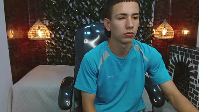 Snapshot of JackSwan18 chatting on 4, 12, 2024 JackSwan18 online show from 4, 12, 2024