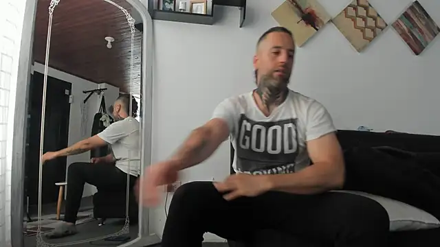 Antoniohot2024 online show from 20, 3, 2025