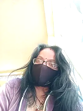 heenage online show from 13, 1, 2025