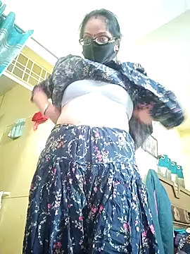 heenage online show from 3, 2, 2025