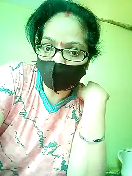 heenage online show from 2, 3, 2025