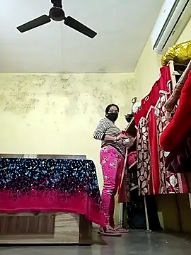 heenage online show from 27, 11, 2025