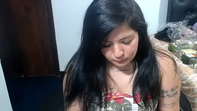 Snapshot of shopyymessyy chatting on 13, 12, 2024 shopyymessyy online show from 13, 12, 2024