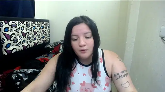 Snapshot of shopyymessyy chatting on 23, 4, 2026 shopyymessyy online show from 23, 4, 2026