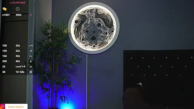 jordan mayers02 online show from 17, 2, 2026