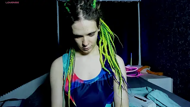 KIKI Krash online show from 13, 1, 2026