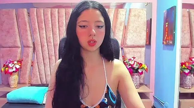 Nathalia Reyes online show from 15, 12, 2024