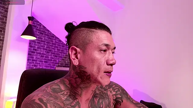 Snapshot of Dantesuarez28 chatting on 14, 4, 2026 Dantesuarez28 online show from 14, 4, 2026