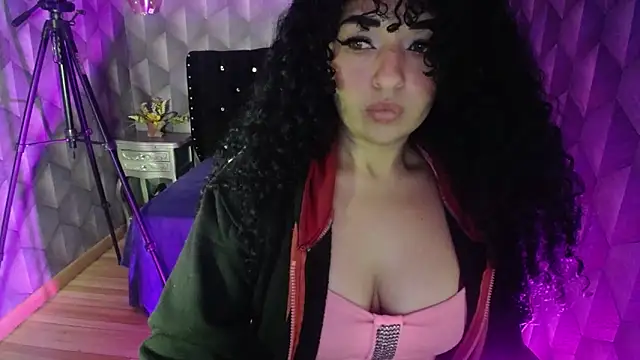 Snapshot of Sofiacowperx chatting on 26, 2, 2025 Sofiacowperx online show from 26, 2, 2025