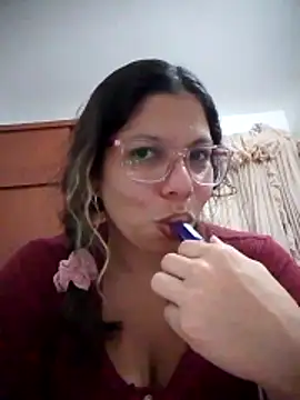 Carliina Soussa online show from 15, 12, 2025