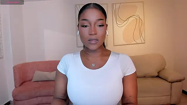 Snapshot of SavannahStorm chatting on 1, 5, 2026 SavannahStorm online show from 1, 5, 2026