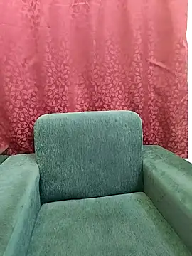 Cute Kritika online show from 1, 4, 2026