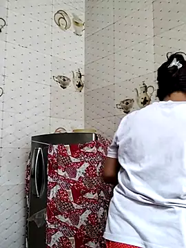 Snapshot of illay_love chatting on 19, 10, 2025 illay love online show from 19, 10, 2025