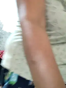 Snapshot of illay_love chatting on 9, 11, 2025 illay love online show from 9, 11, 2025