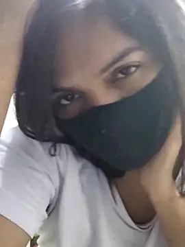 Snapshot of illay_love chatting on 17, 11, 2025 illay love online show from 17, 11, 2025