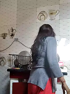 illay love online show from 5, 2, 2026