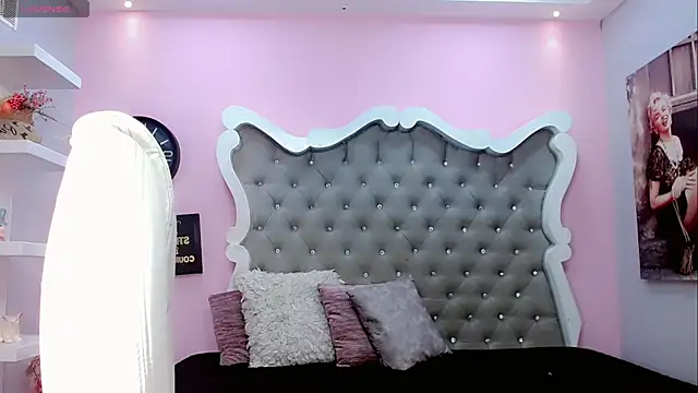 Sophia-Isabella online show from 20, 1, 2025