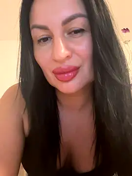 Snapshot of Helena7077 chatting on 23, 9, 2025 Helena7077 online show from 23, 9, 2025