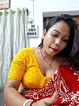 DREAM GIRL-30 online show from 4, 3, 2025