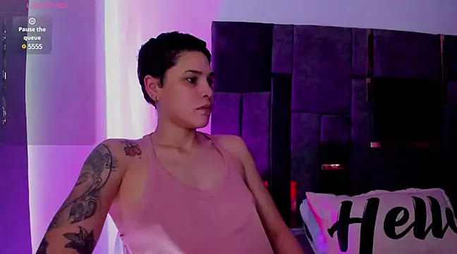 Charlee pink online show from 19, 3, 2025