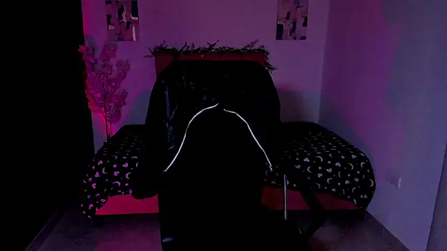 Charlee pink online show from 8, 10, 2025