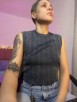 Charlee pink online show from 13, 10, 2025