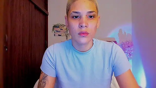 Snapshot of Charlee_pink chatting on 15, 1, 2026 Charlee pink online show from 15, 1, 2026
