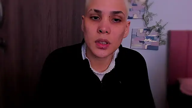 Snapshot of Charlee_pink chatting on 3, 2, 2026 Charlee pink online show from 3, 2, 2026