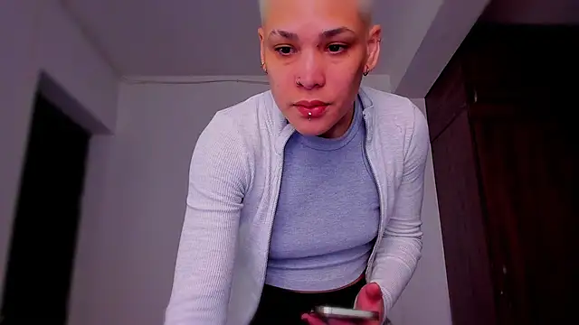Snapshot of Charlee_pink chatting on 13, 2, 2026 Charlee pink online show from 13, 2, 2026