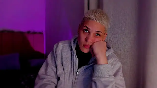 Snapshot of Charlee_pink chatting on 21, 2, 2026 Charlee pink online show from 21, 2, 2026