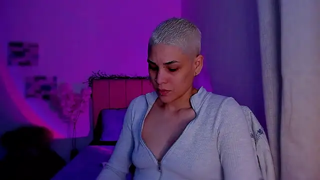 Snapshot of Charlee_pink chatting on 25, 2, 2026 Charlee pink online show from 25, 2, 2026