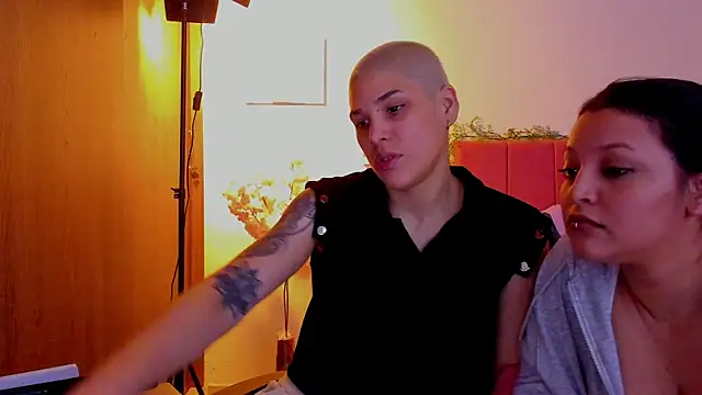 Snapshot of Charlee_pink chatting on 22, 3, 2026 Charlee pink online show from 22, 3, 2026