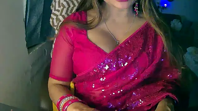 Snapshot of Cute-Tara chatting on 30, 11, 2025 Cute-Tara online show from 30, 11, 2025