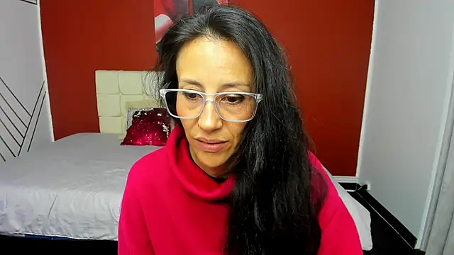 Snapshot of Abrillee1 chatting on 27, 12, 2024 Abrillee1 online show from 27, 12, 2024