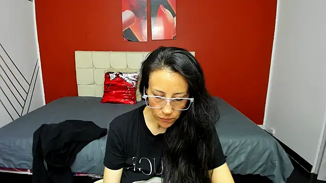 Snapshot of Abrillee1 chatting on 8, 2, 2025 Abrillee1 online show from 8, 2, 2025