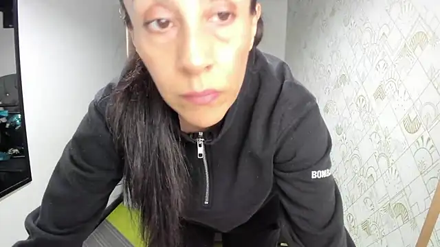 Snapshot of Abrillee1 chatting on 14, 3, 2025 Abrillee1 online show from 14, 3, 2025