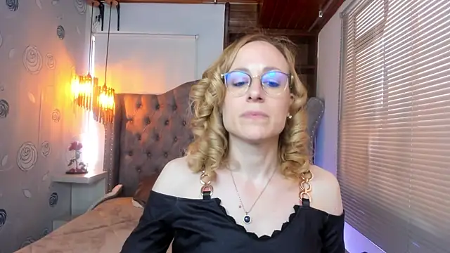 Snapshot of SammySanders chatting on 22, 1, 2025 SammySanders online show from 22, 1, 2025